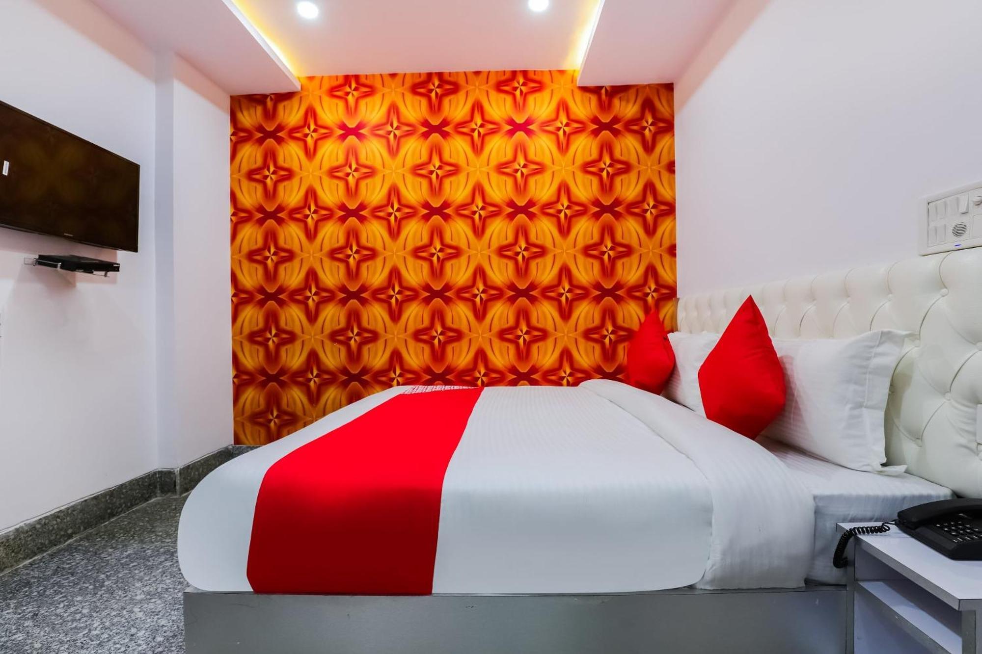 Hotel OYO 46183 New Tech India Dillí Exteriér fotografie