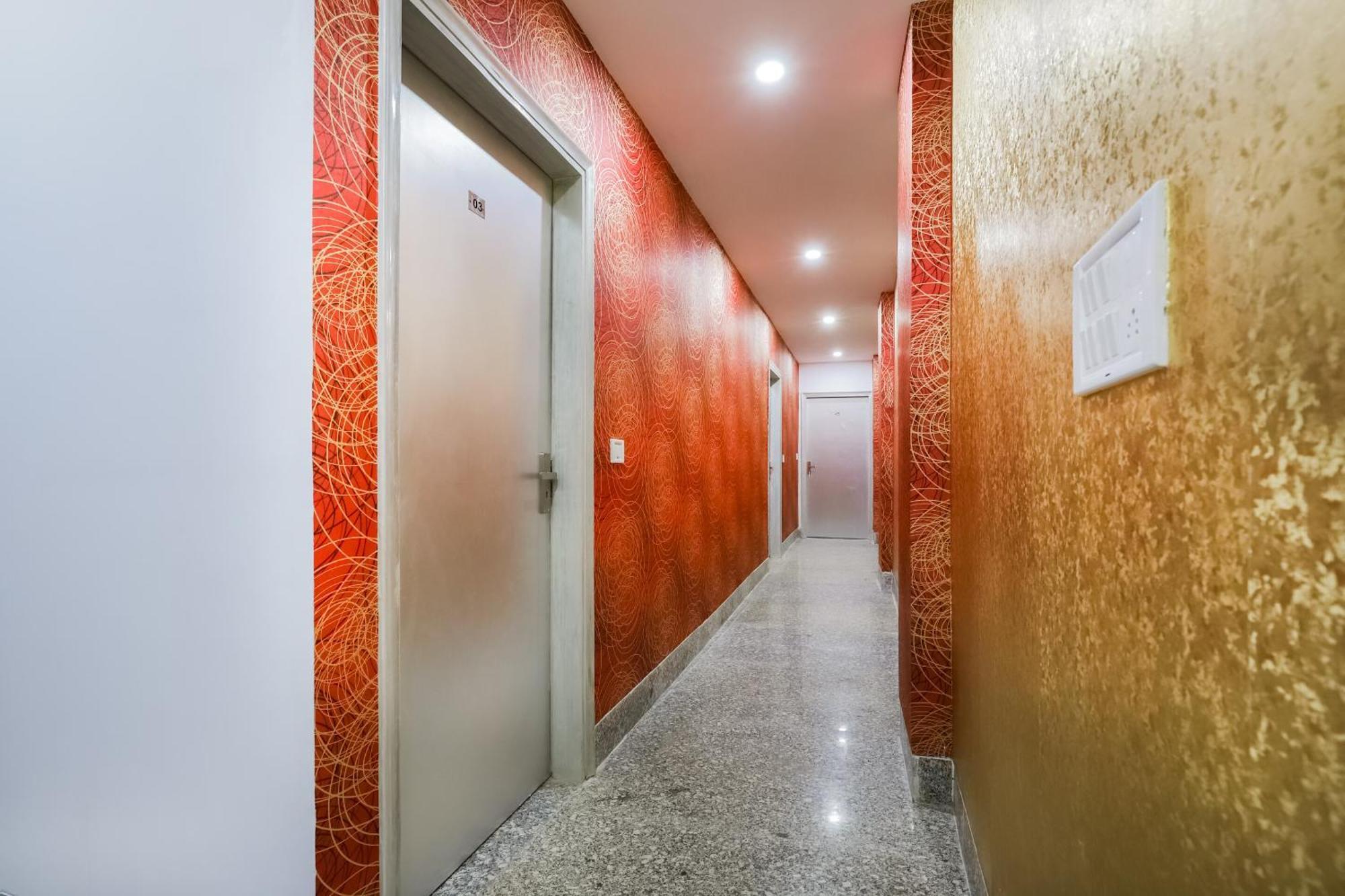 Hotel OYO 46183 New Tech India Dillí Exteriér fotografie